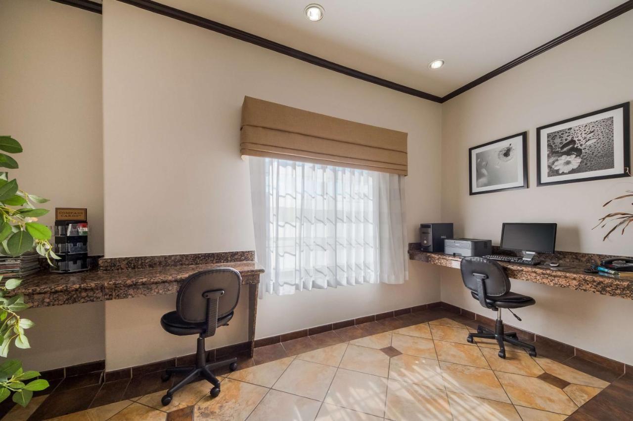 Surestay Plus Hotel By Best Western Near Seaworld San Antonio Exteriör bild